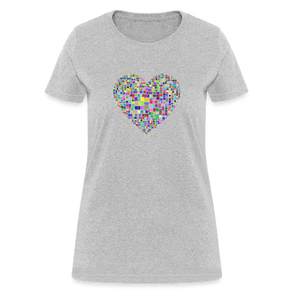 Mom With Heart Women's T-Shirt - heather gray